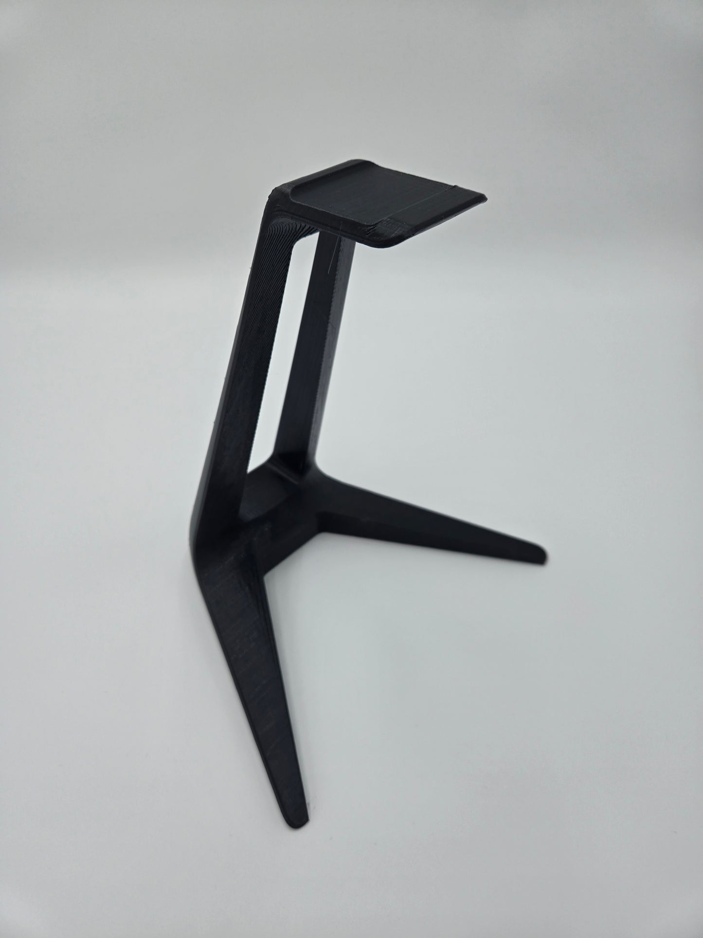 Sleek & Sturdy Headset Holder for Desk & Gaming Setup